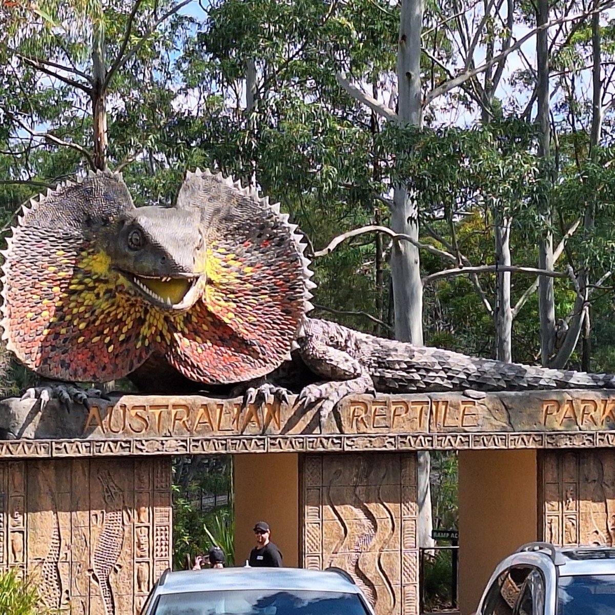 Wine tasting and seeing&nbsp;Elvis